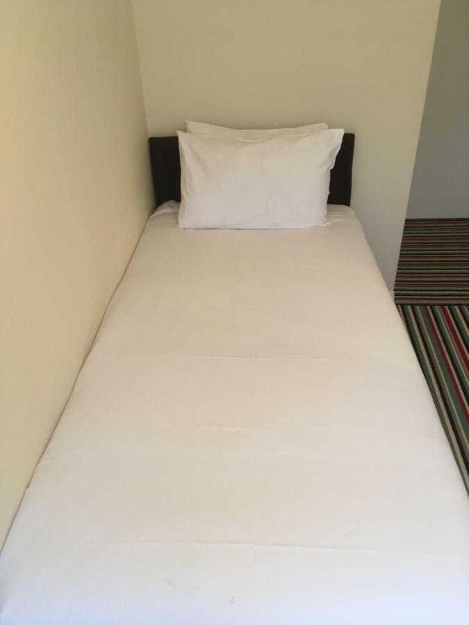 Hotel Sturry House à Cantorbéry Extérieur photo